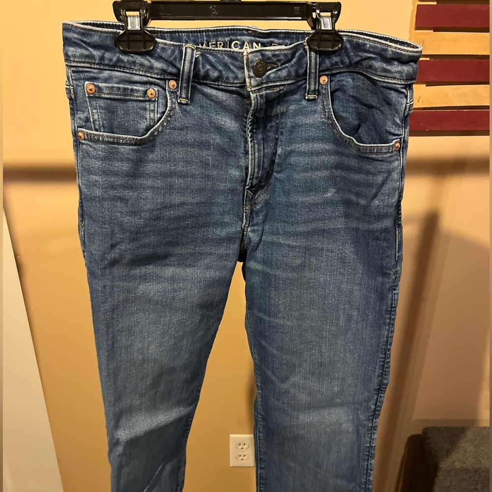 American Eagle Outfitters Men's Classic Blue Straight Jeans